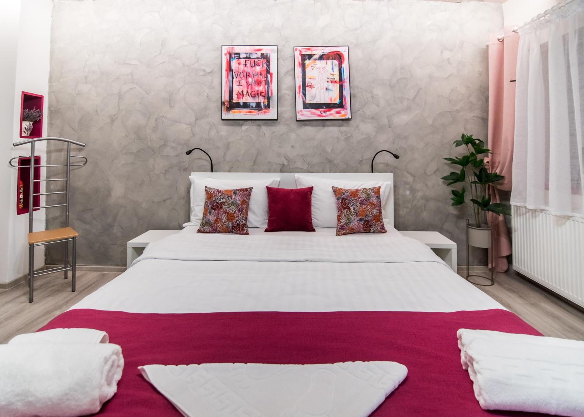 Magic House Brasov Apartment ภายนอก รูปภาพ