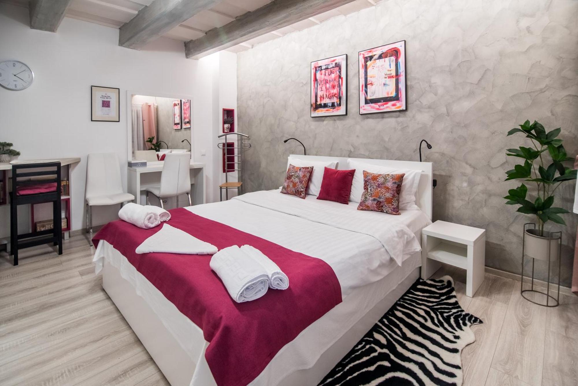 Magic House Brasov Apartment ภายนอก รูปภาพ