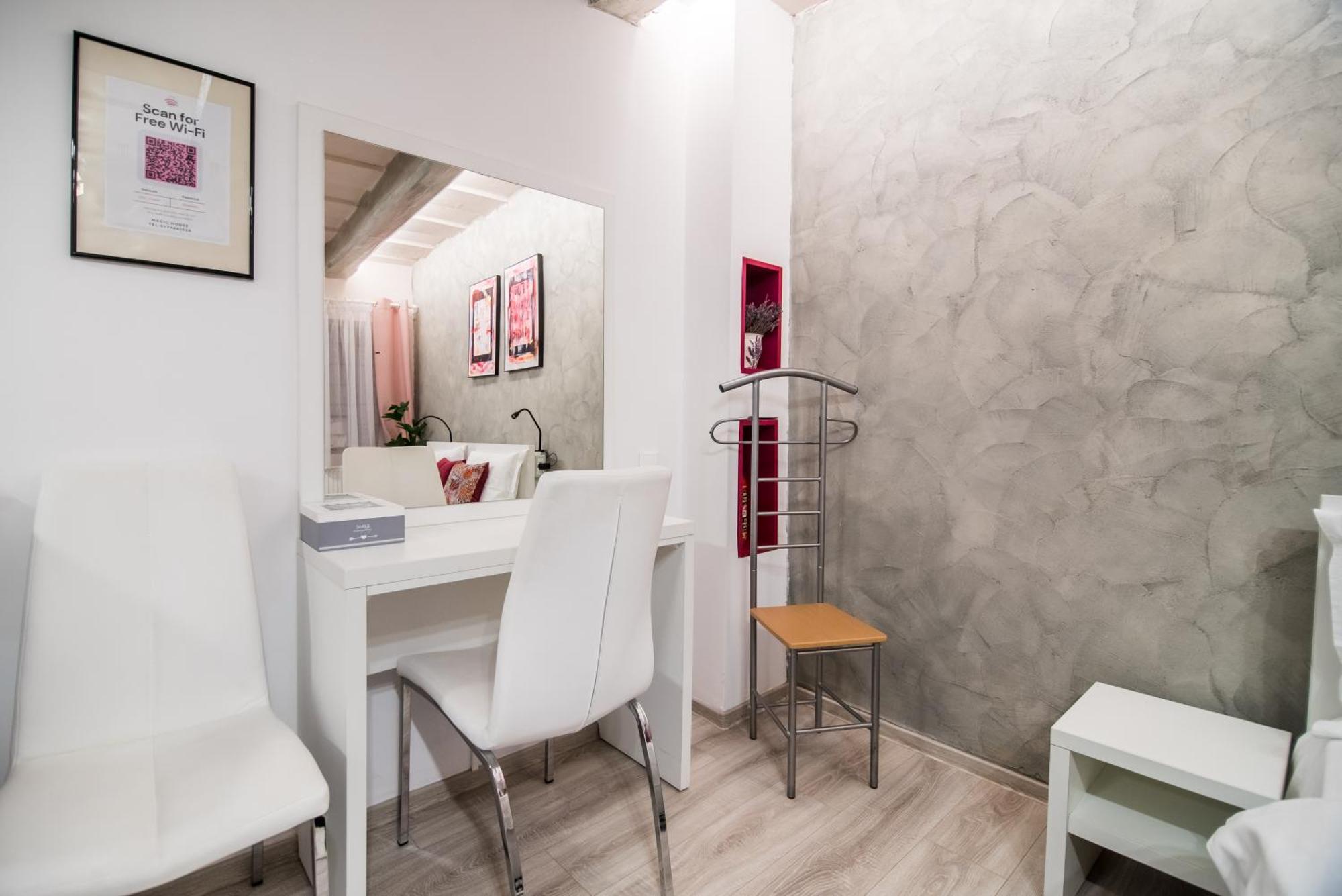 Magic House Brasov Apartment ภายนอก รูปภาพ